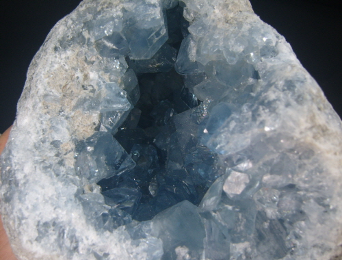 세레스타이트 원석 지오드 3.7kg