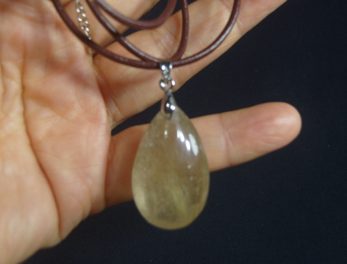 금침수정 펜던트