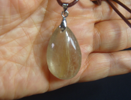 금침수정 펜던트