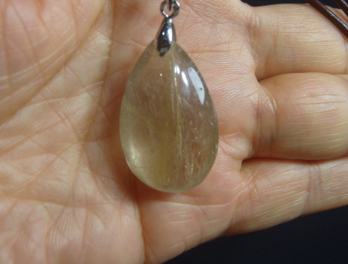 금침수정 펜던트