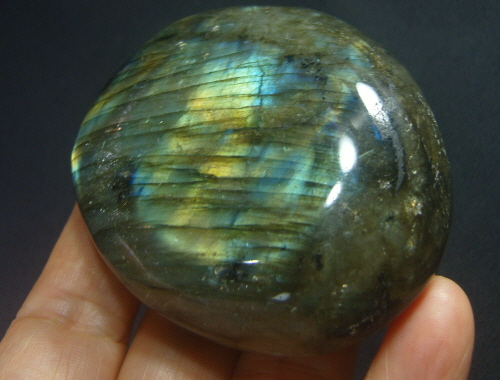 빛이 아름다운 라브라도라이트