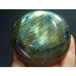 빛이 아름다운 라브라도라이트