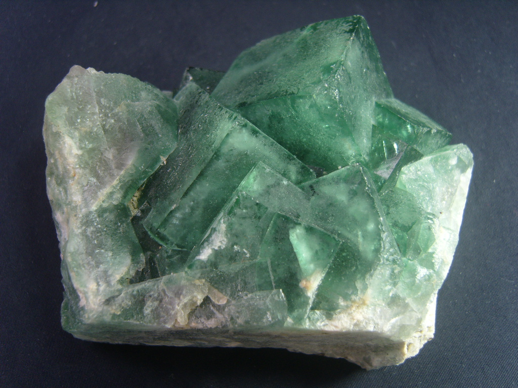 아프리카 플로라이트 원석