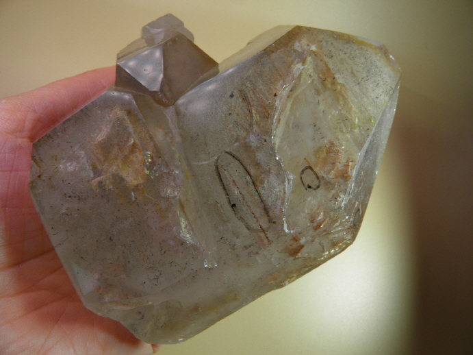 수퍼세븐 물이들어있는 수정