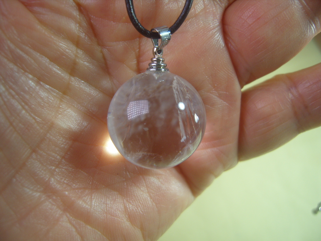 백수정 23mm 구슬 펜던트