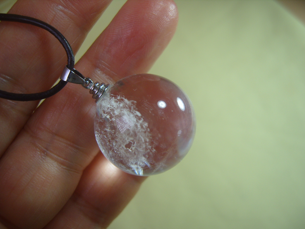 백수정 23mm 구슬 펜던트