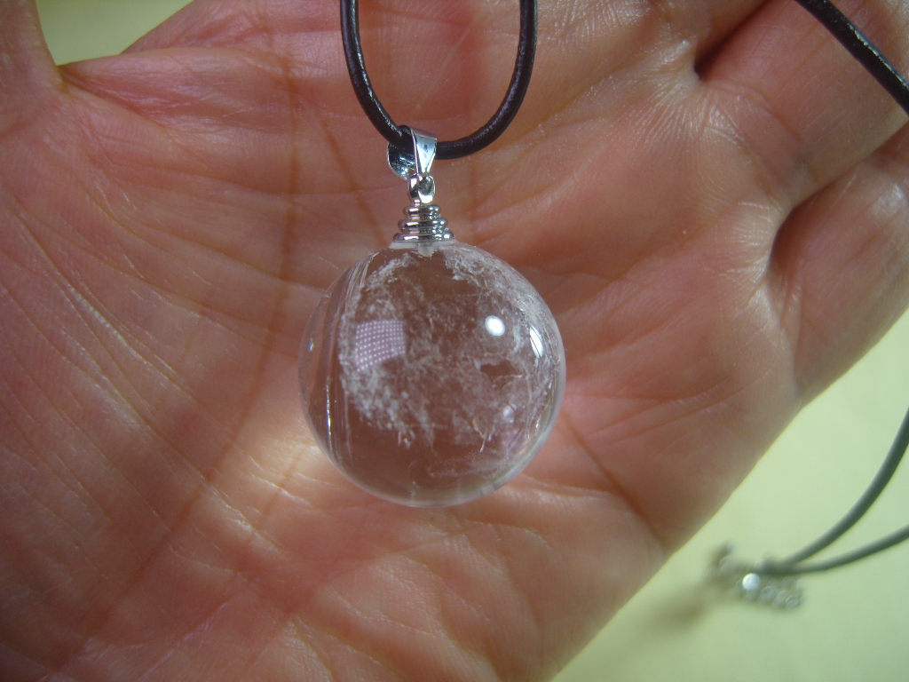 백수정 23mm 구슬 펜던트