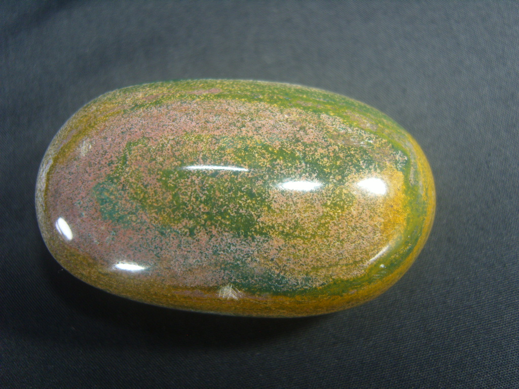 그린 자스파 자갈형