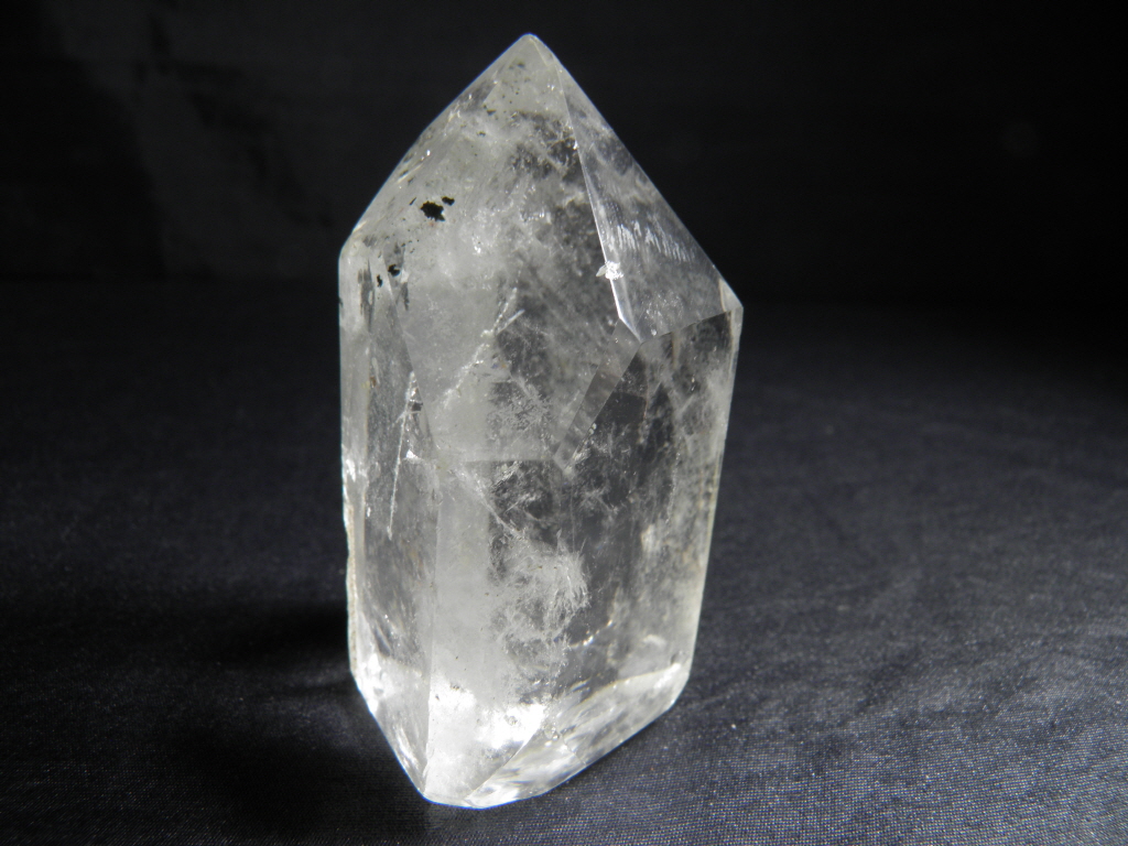 펜텀이 형성된 수정