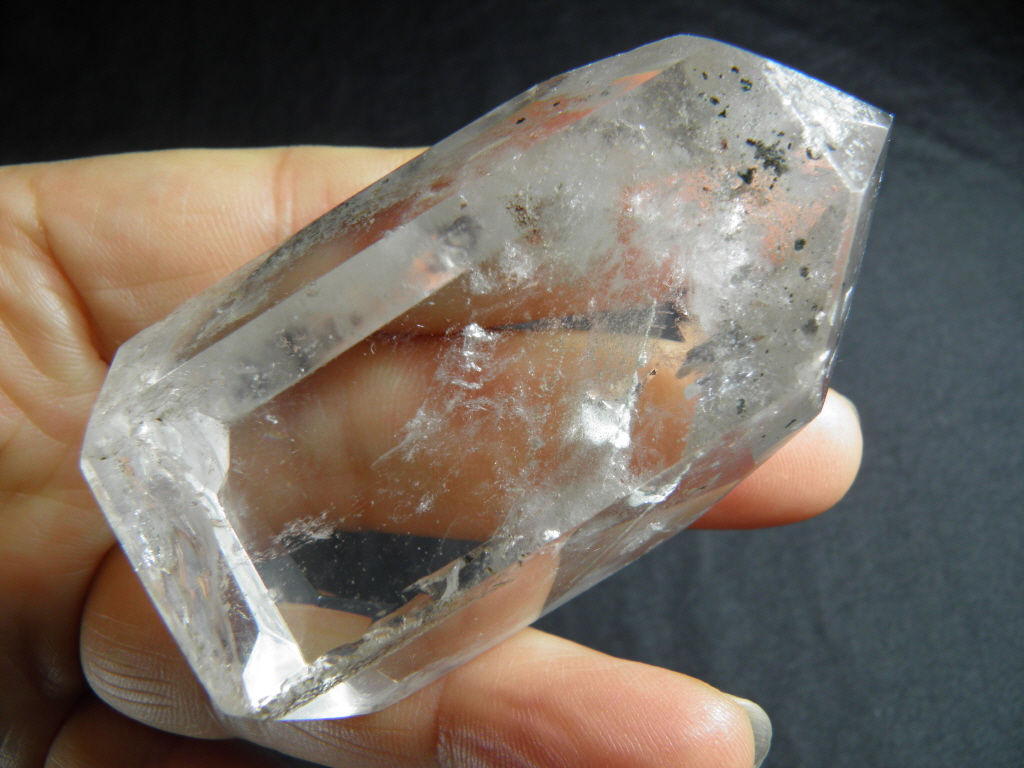 펜텀이 형성된 수정