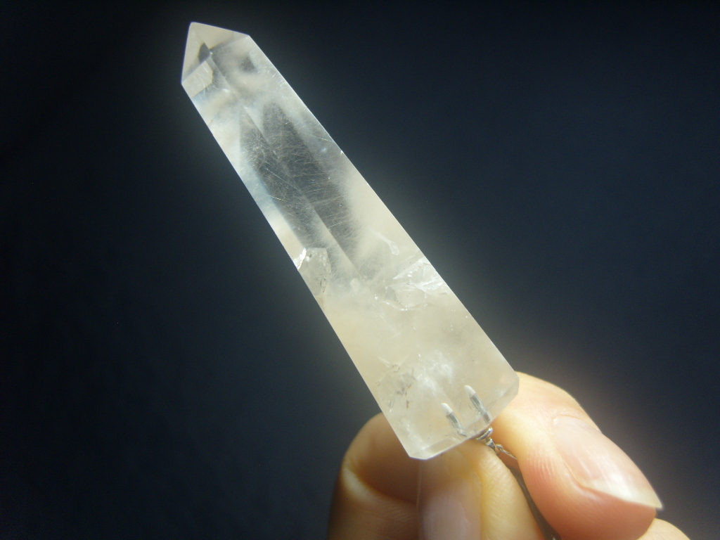 헤마토이드 펜던트