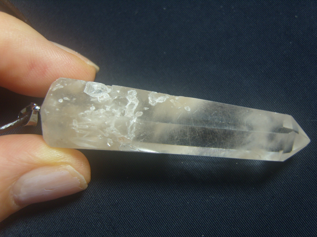 헤마토이드 펜던트