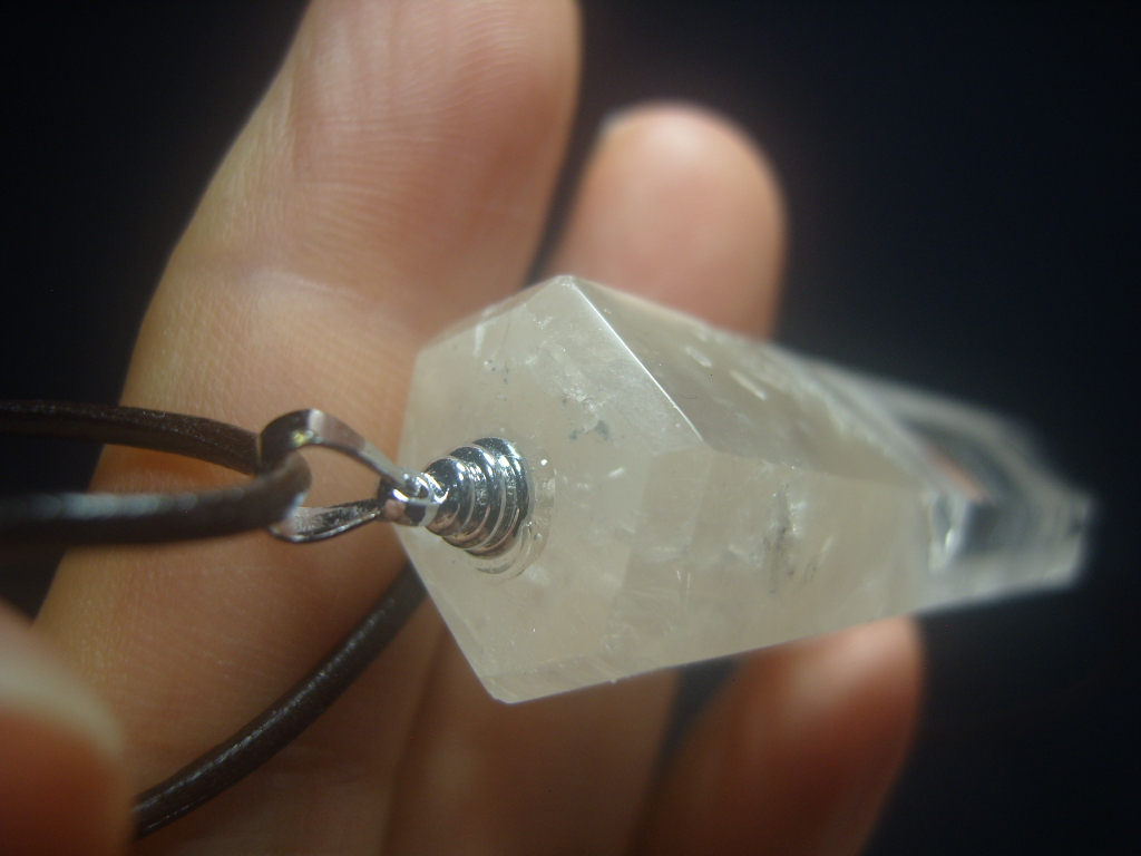 헤마토이드 펜던트