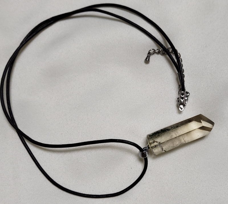 황수정 클로라이트 팬텀 펜던트