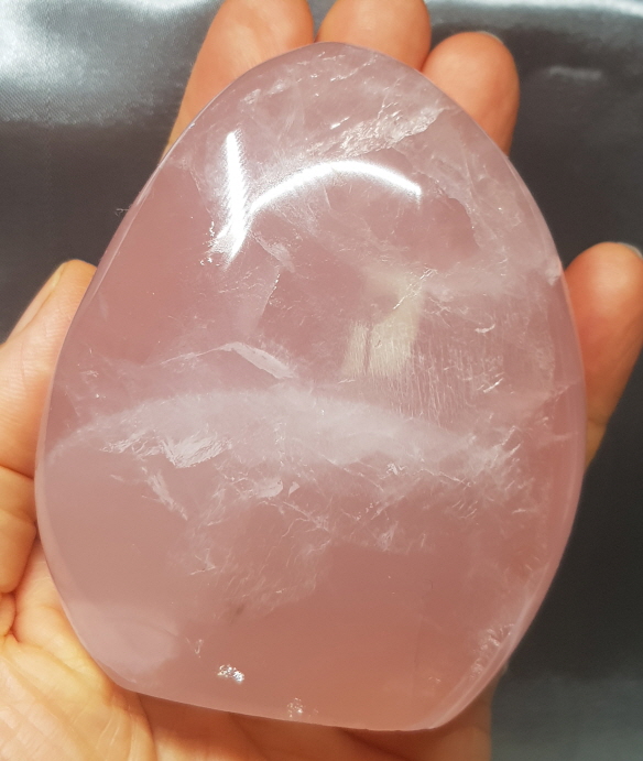 아프리카 장미수정 입석형