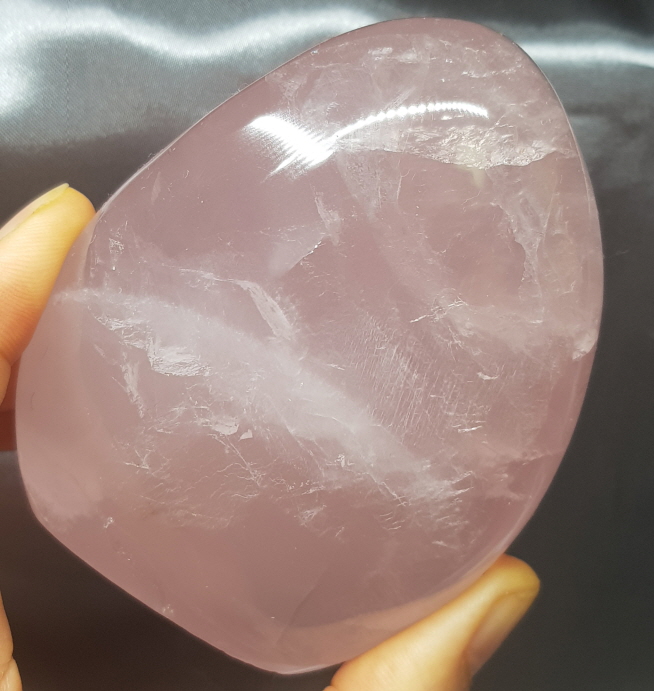 아프리카 장미수정 입석형