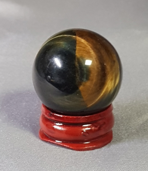 남 앤 황호안석