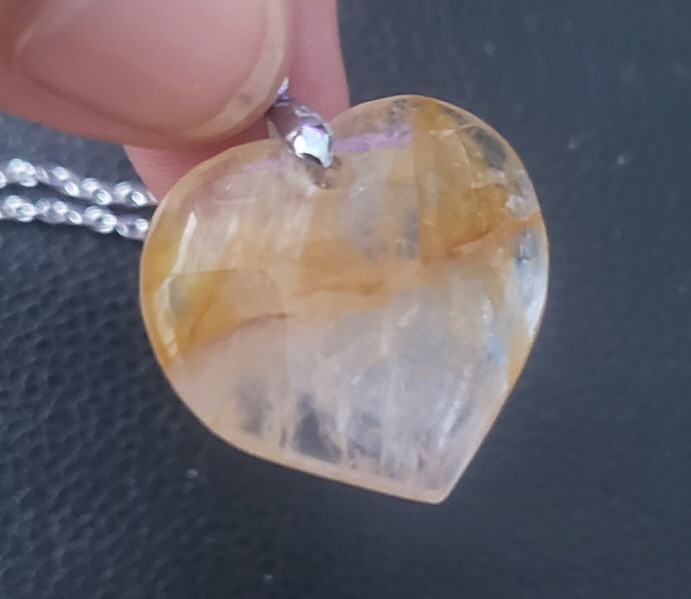 헤마토이트 하트 펜던트