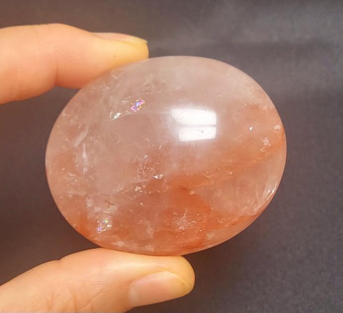 헤마토이드 원석