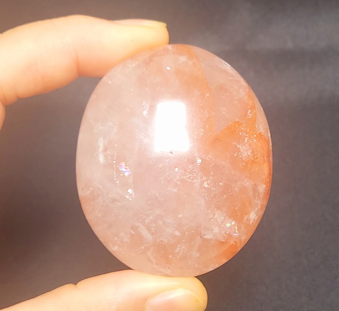 헤마토이드 원석