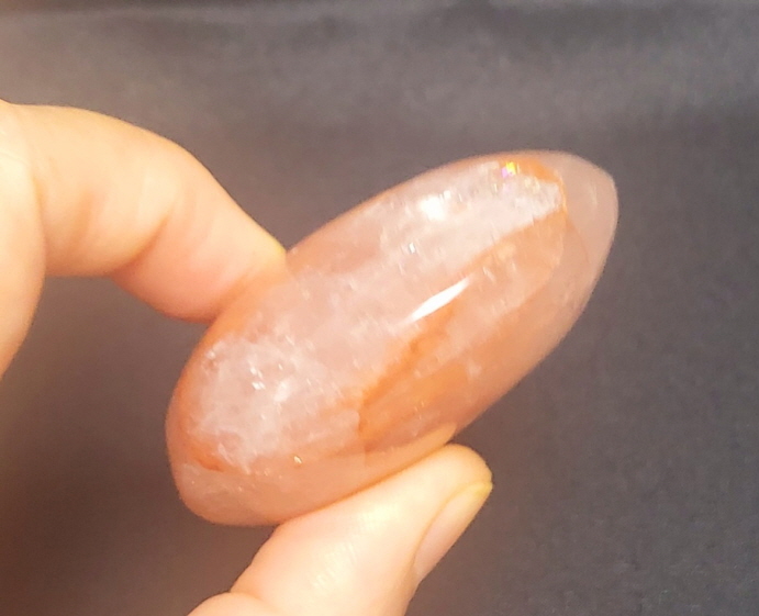 헤마토이드 원석