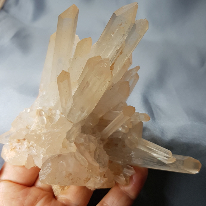 핑크 레무리안 원석 클러스터