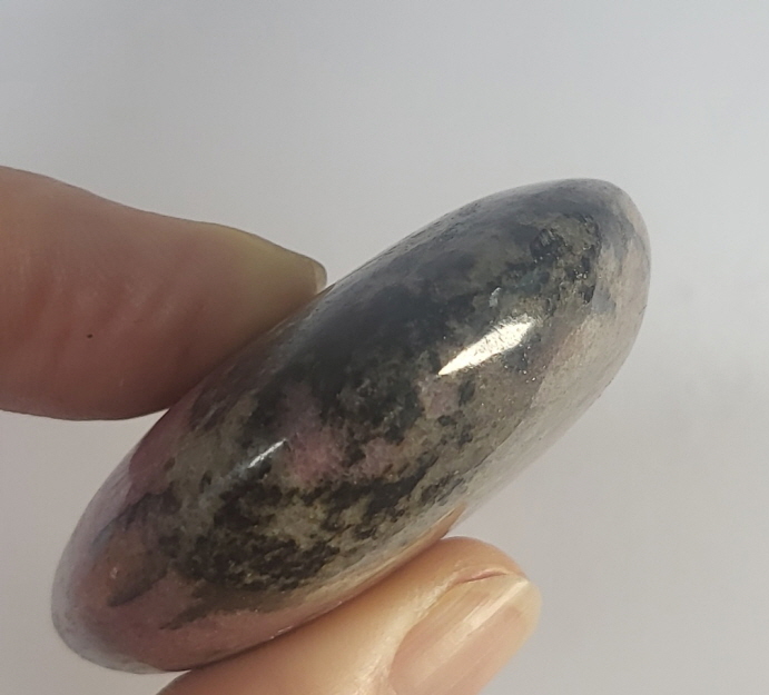 로도나이트 원석