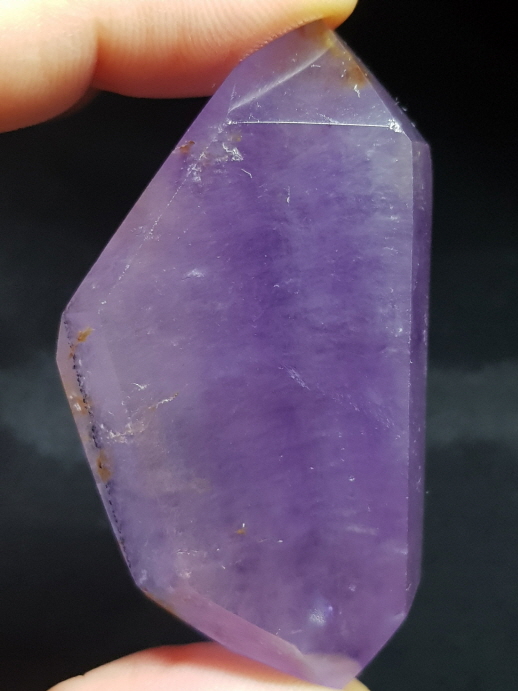 카콕세나이트 자수정