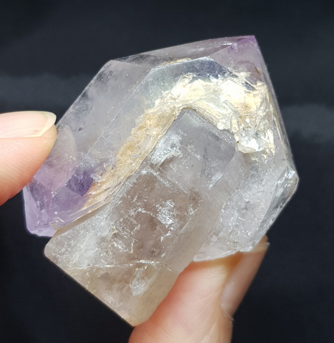 무지개  자수정 셉타형