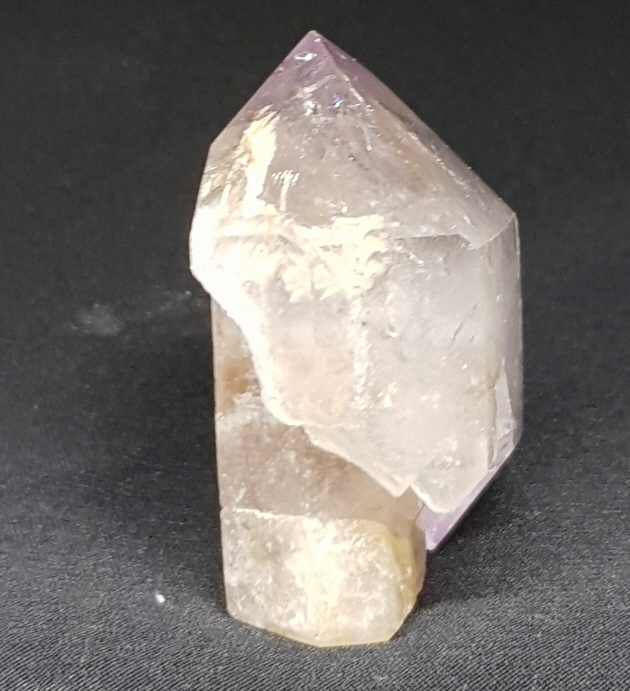 무지개  자수정 셉타형