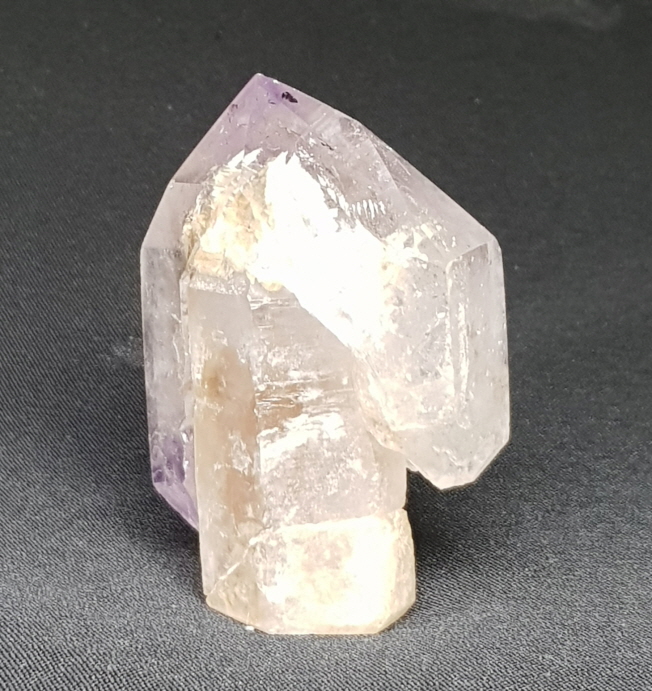 무지개  자수정 셉타형