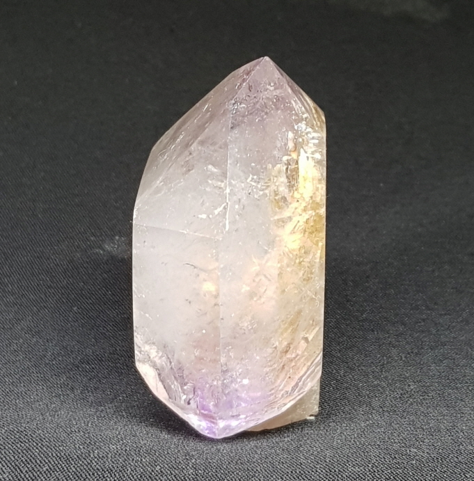 무지개  자수정 셉타형