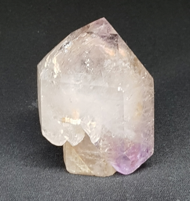 무지개  자수정 셉타형