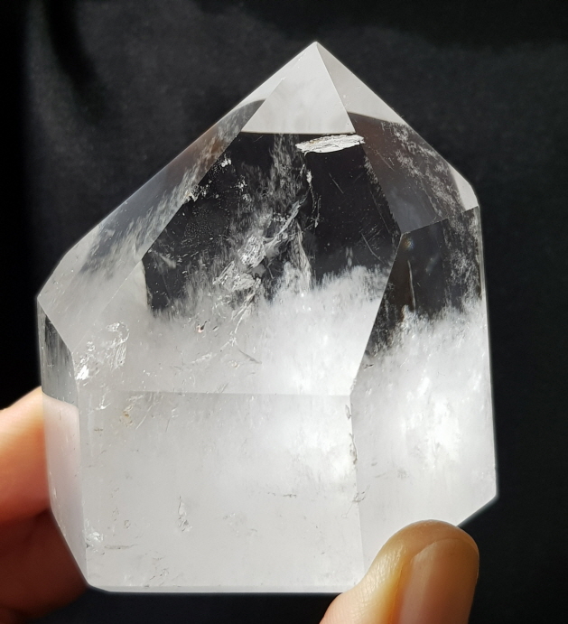 깨끗한 백수정 육각주형