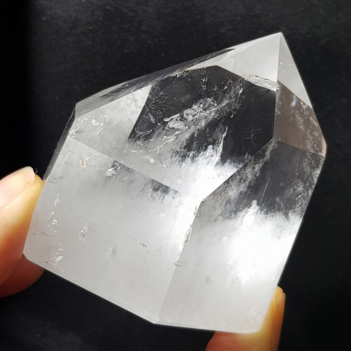 깨끗한 백수정 육각주형