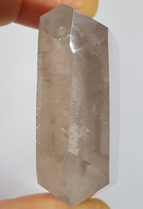 타뷸러 쿼츠 육각주형