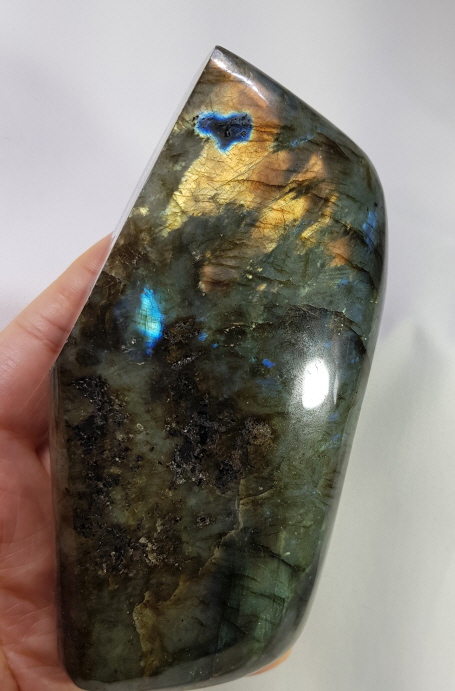 황금빛 라브라도라이트 입석형