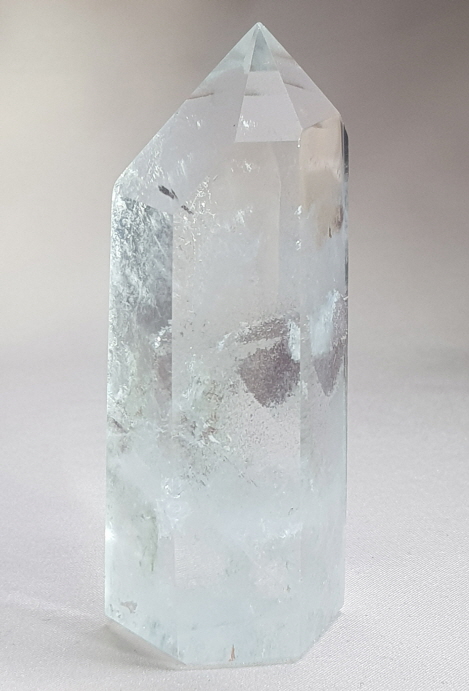 투명도 좋은 백수정 팬텀육각주형