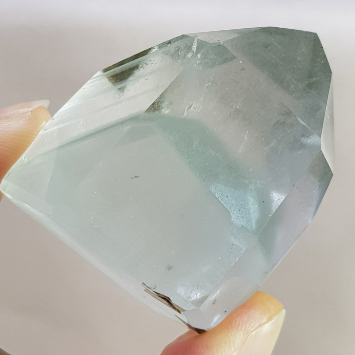 색감 깨끗한 클로라이트 팬텀