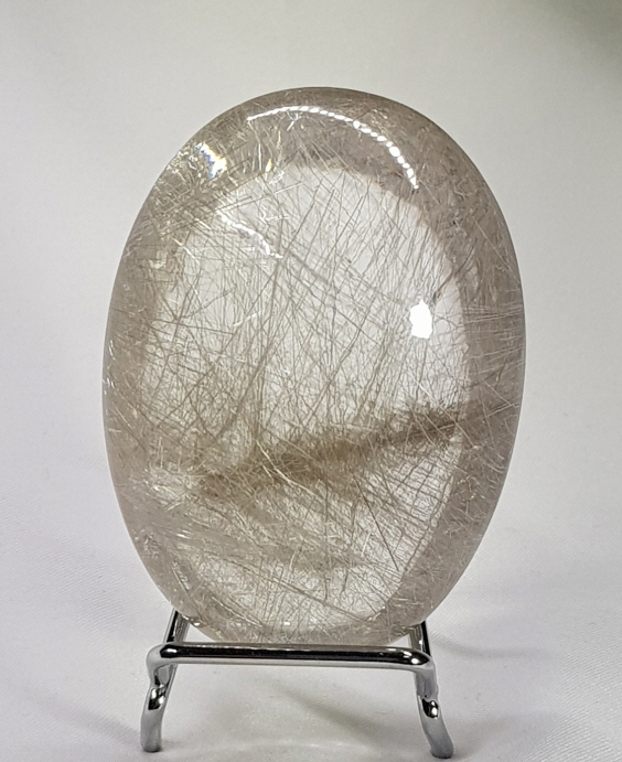 투명도 좋고 깨끗한 침수정 원석