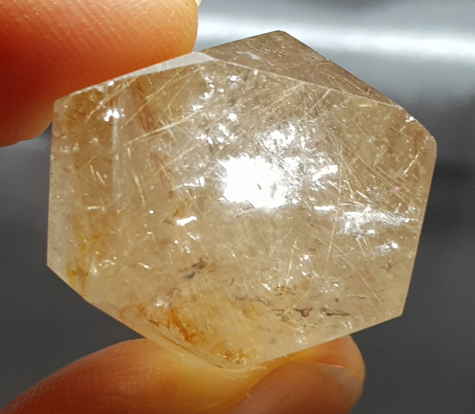 작은 침수정 육각주형