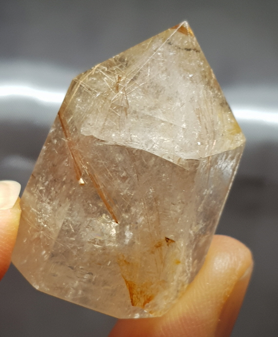 작은 침수정 육각주형