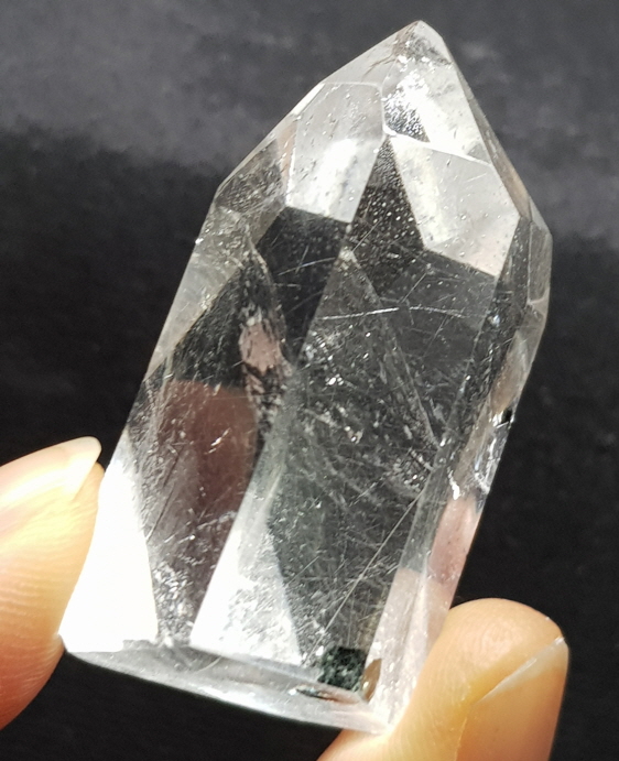 은침수정육각주형