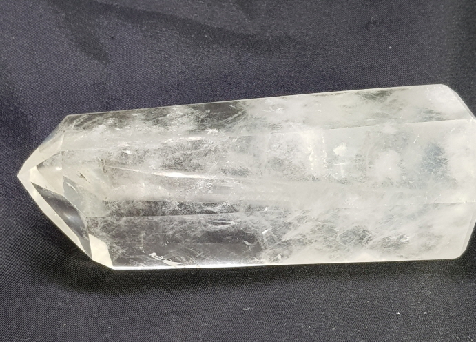 연한 색감의 황수정(시트린)