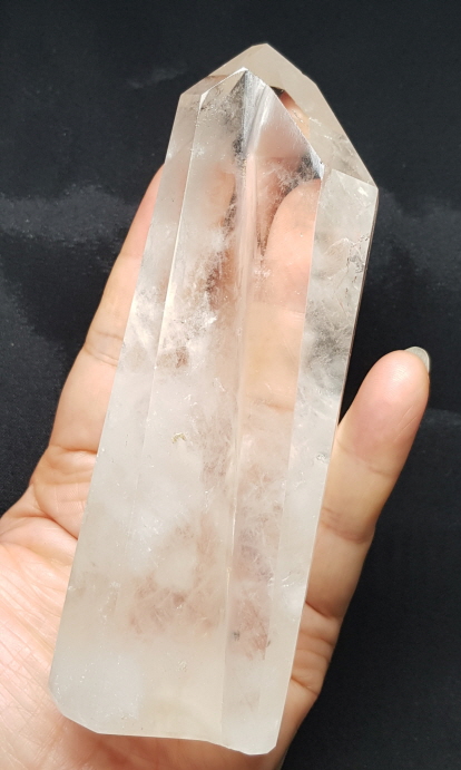 연한 색감의 황수정(시트린)