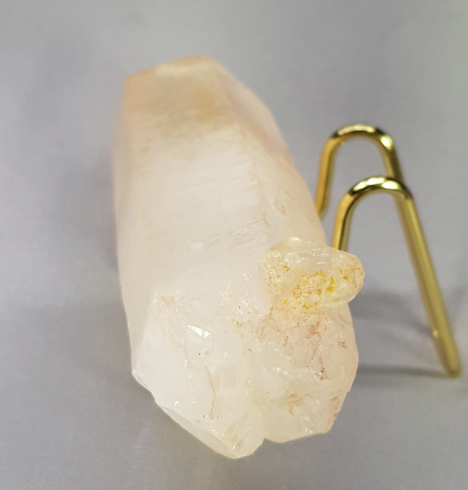 투명도 좋은 레무리안 수정 더블포인트