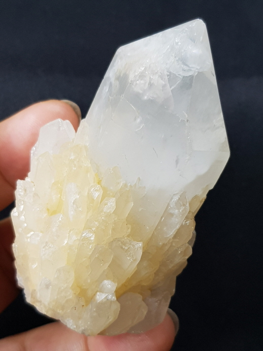 캔들 쿼츠(촛 불 수정)