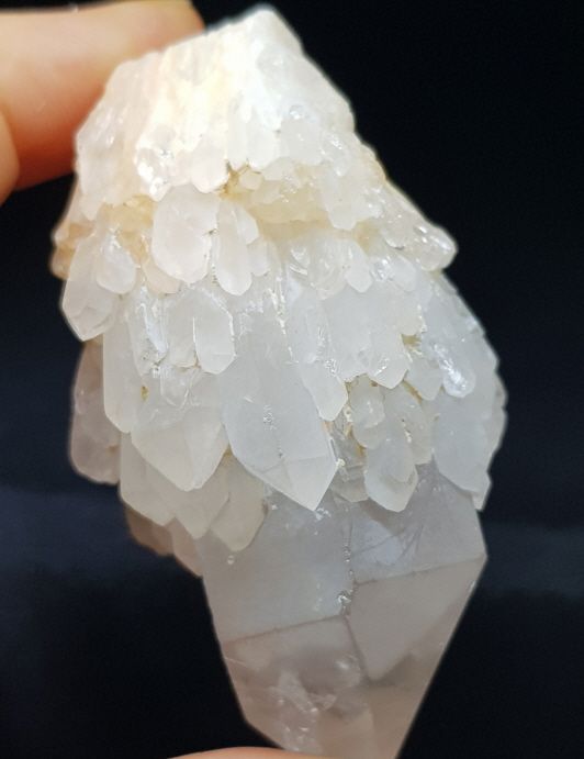 캔들 쿼츠(촛 불 수정)