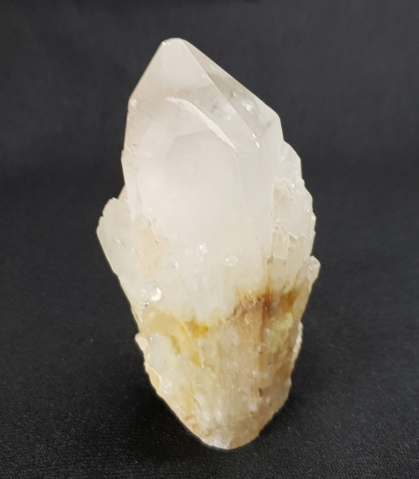 캔들 쿼츠(촛 불 수정)