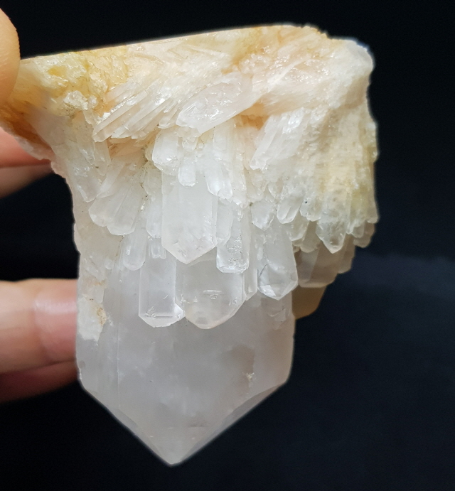 촛불 수정 (캔들 쿼츠)